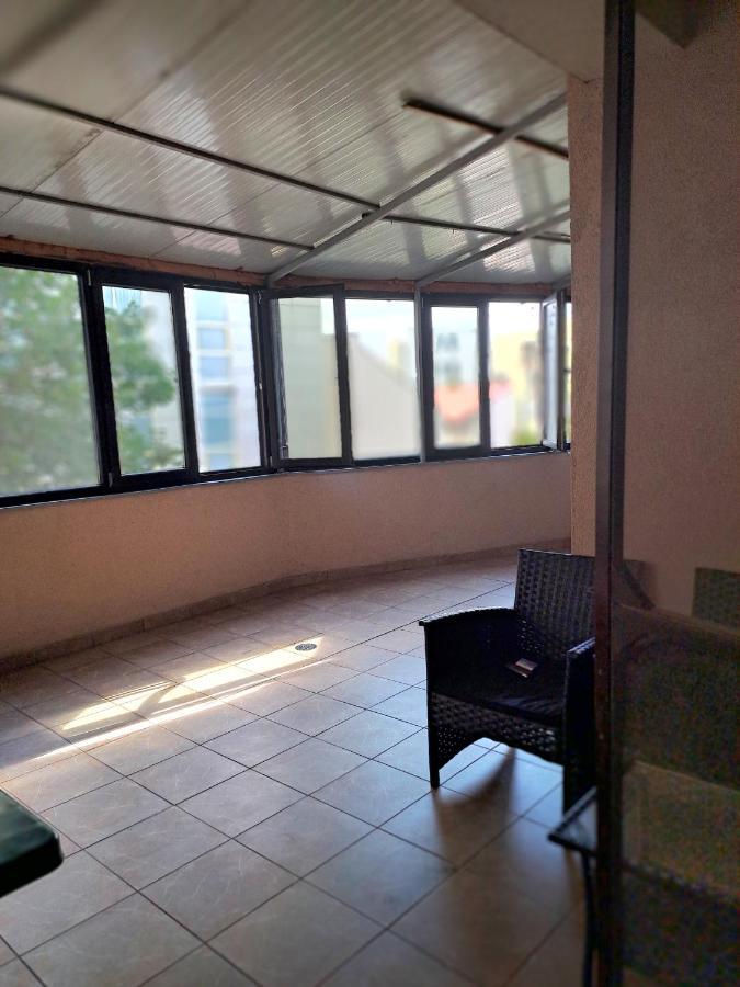 Rim1 Apartment Pitesti Luaran gambar